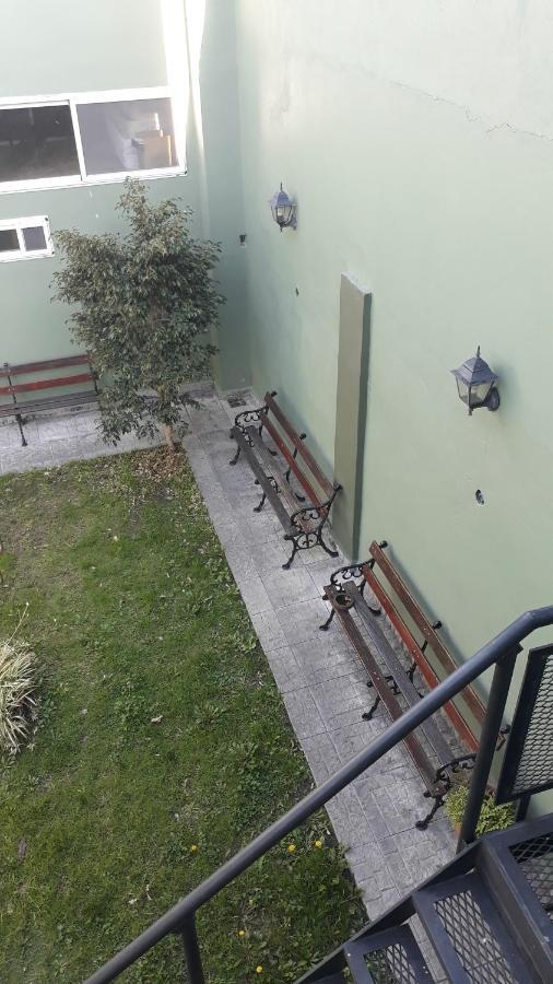 Hostel Puerta De Hierro Villa Alsina Exteriör bild